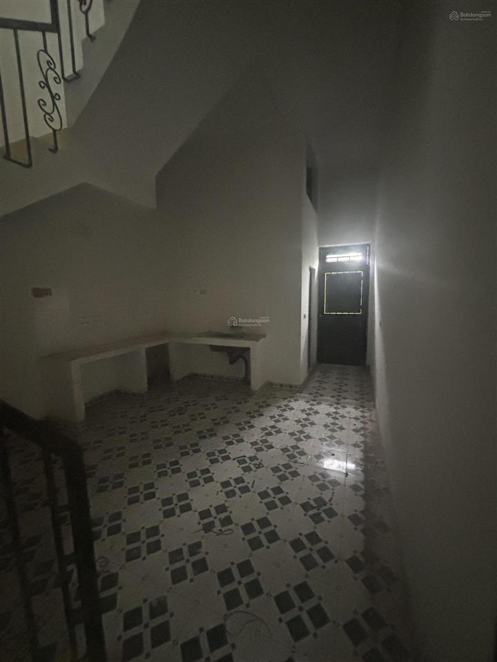 Cho thuê nhà riêng tại nhà mặt đường đê, đường đông ngàn, đông anh, hà nội, 10 triệu/th, 80m2
