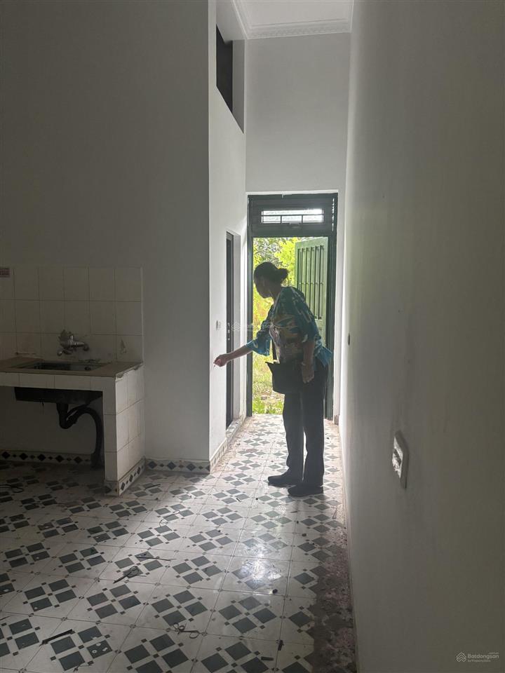 Cho thuê nhà riêng tại nhà mặt đường đê, đường đông ngàn, đông anh, hà nội, 10 triệu/th, 80m2