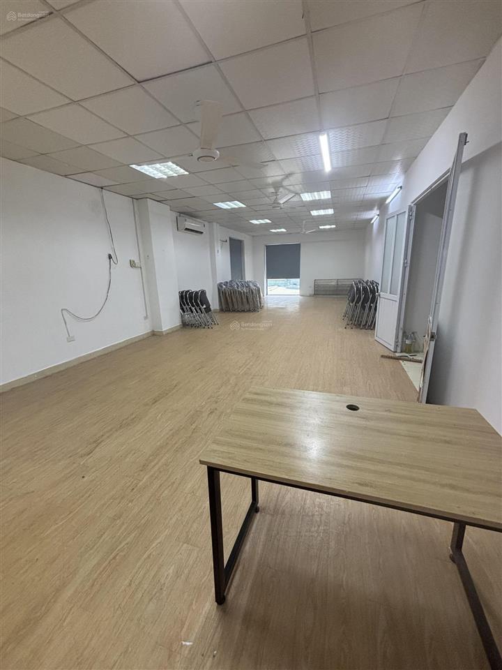 Cho thuê 3 tầng văn phòng 186 trương định, 10 triệu/tháng, sàn 1 tầng 165m2, giá cực chất uy tín