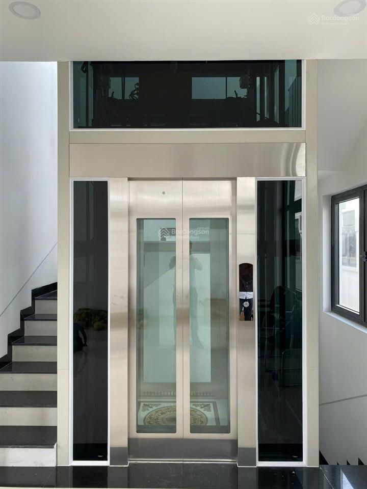 Cho thuê nhà phố 5 tầng chỉ 35 triệu/tháng có thang máy tại vinhomes grand park quận 9