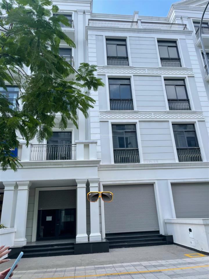 Nhà phố 5 tầng chỉ 23,5 tỷ đã hoàn thiện đang cho thuê 50 triệu/tháng tại vhgp quận 9