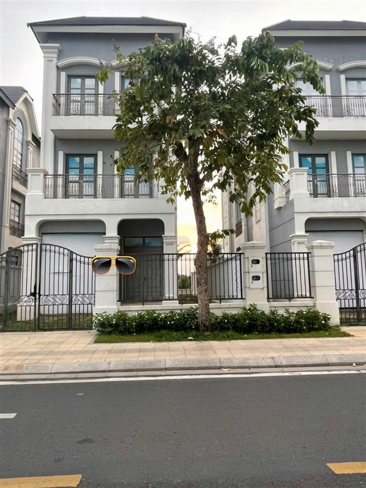 Biệt thự song lập top chốt 250m2 giá chỉ 29 tỷ bao thuế phí tại vinhomes grand park
