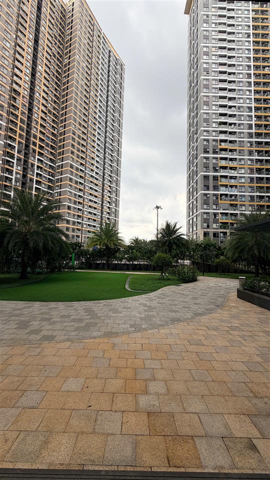 Cho thuê shop khối đế beverly solari giá chỉ 15 triệu/tháng tại vinhomes grand park