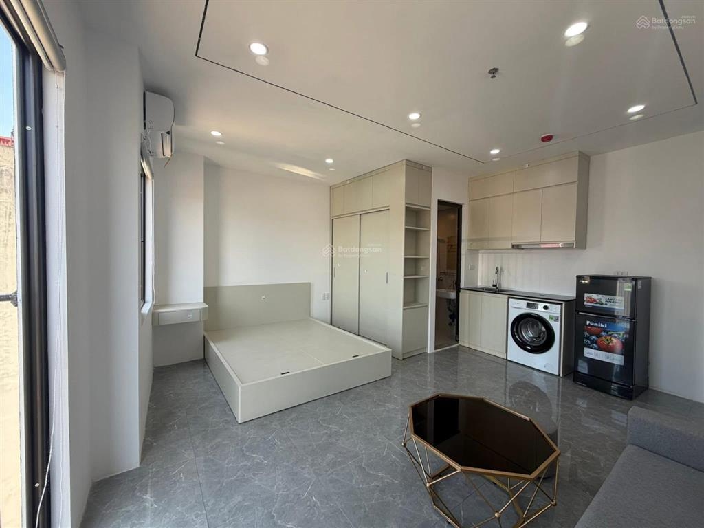 Cho thuê ccmn 604 ngọc thuỵ. full đồ, máy giặt riêng