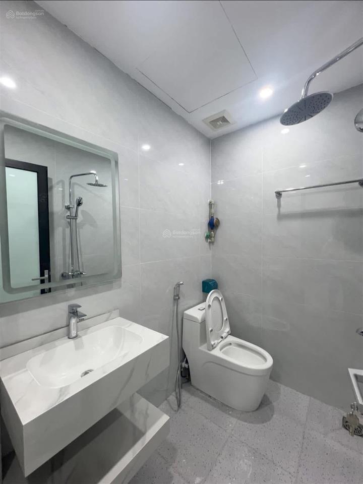 Cho thuê căn hộ full đồ. 405 bát khối
