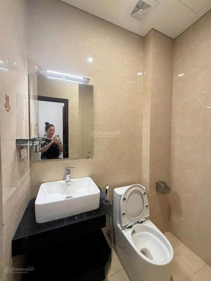Cho thuê căn hộ full đồ. phố trạm