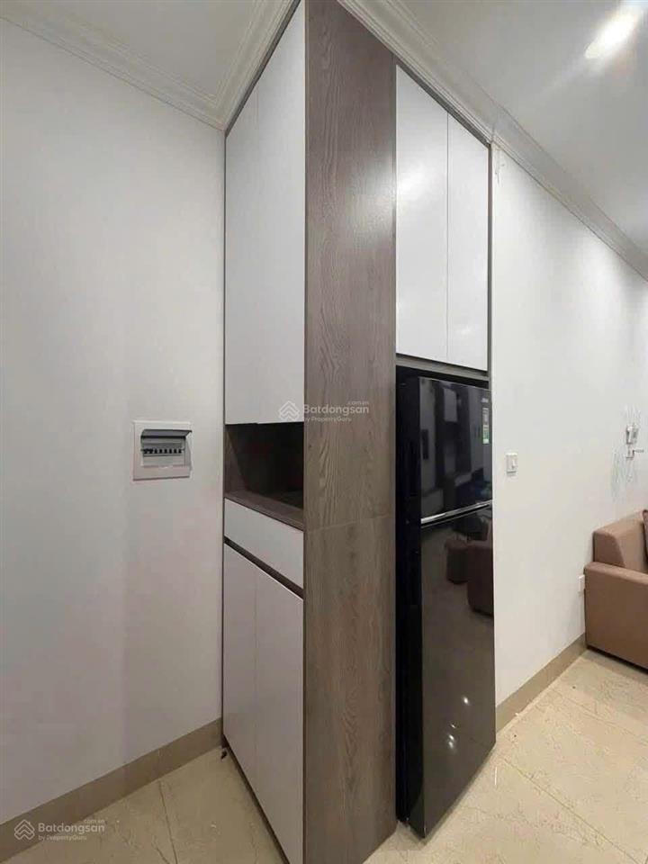 Cho thuê căn hộ full đồ. phố trạm