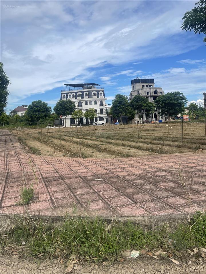Chính chủ gửi bán lô đấtbiệt thự 300m sổ đỏ khu a cienco5 mê linh  diện tích 300m sổ đỏ chí