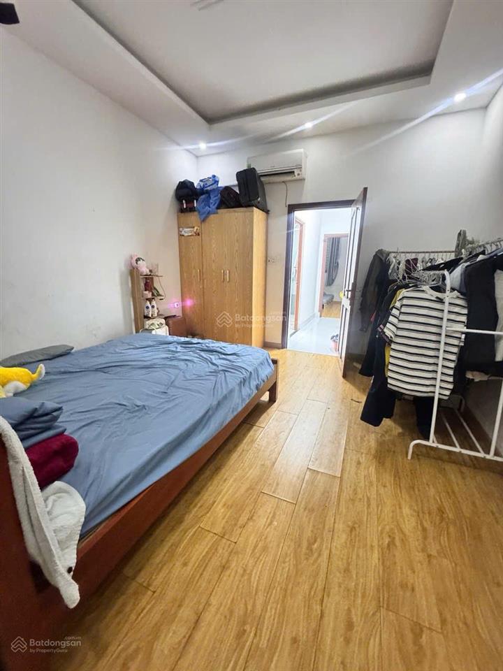 Bán nhà góc 2mt thông thoáng tiện kinh doanh buôn bán , làm nail spa đường xe tải thông