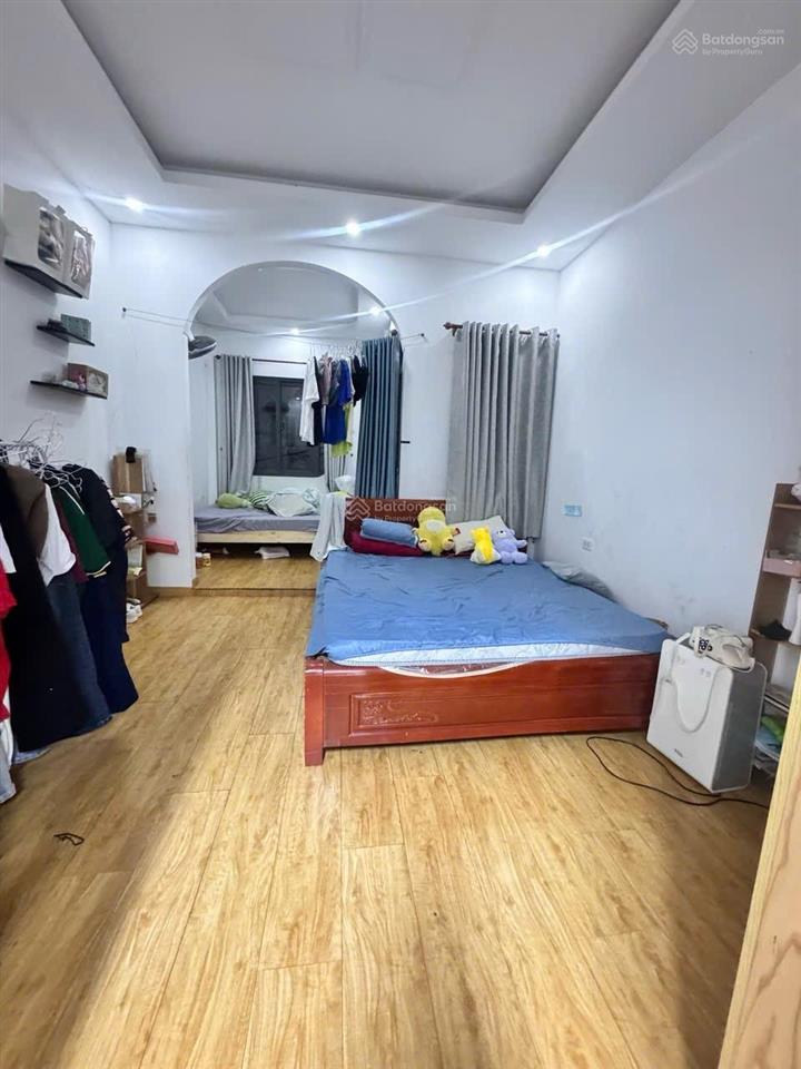 Bán nhà góc 2mt thông thoáng tiện kinh doanh buôn bán , làm nail spa đường xe tải thông