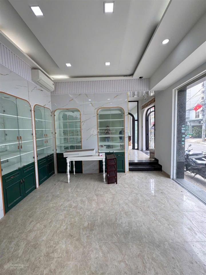 Nhà 1/ bình long, góc 2 mặt tiền hẻm thông kinh doanh 12m, dt 5m x 16m có thang máy đúc 5