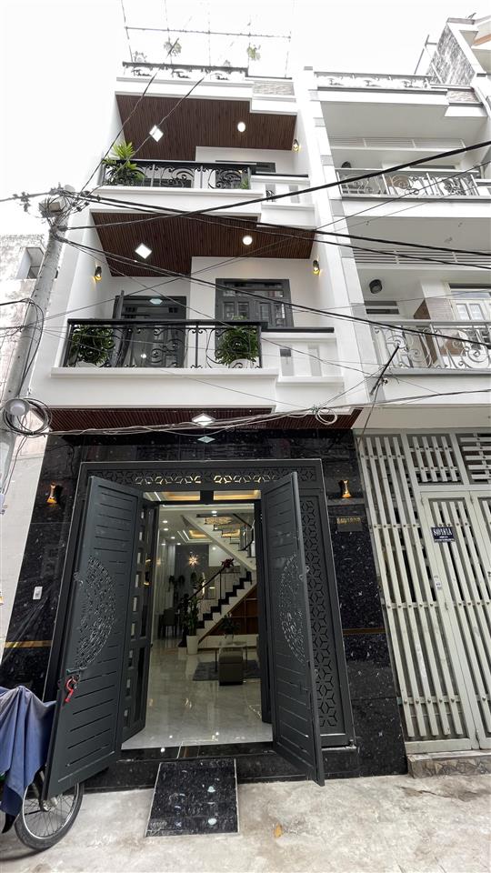 Nhà mới đẹp về ở liền. hẻm 8m, ko mất lg. 1 sẹc 840hl2 có nuớc nóng năng lượng