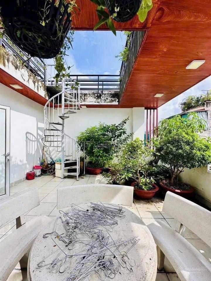 Binh tân gia 7ty350 ngang ( 8x11)
bán villa quận binh tân dt 8.111 kết cấu nhà villa 4 tầng