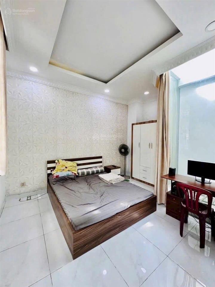 Binh tân gia 7ty350 ngang ( 8x11)
bán villa quận binh tân dt 8.111 kết cấu nhà villa 4 tầng