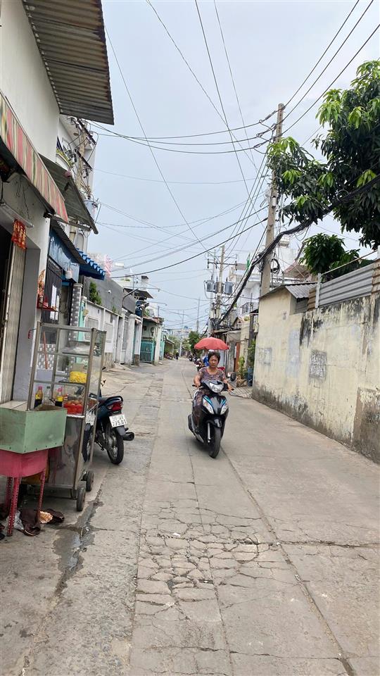 Bán đất khu phân lô hẻm 146 chiến lược. vị trí đẹp nhất khu đất. hẻm 7m có lề. 4m x 17m full thổ