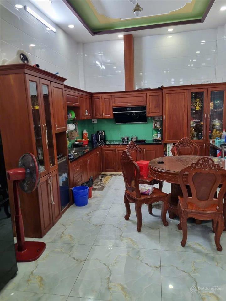 Nhà 1/ trương phước phan. lê văn quới. gần chung cư hoàng kim. hẻm thông dt. 4m x 16m. đúc 3tam