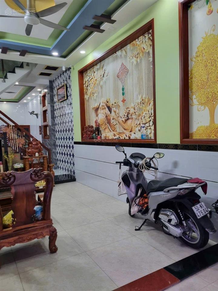 Nhà 1/ trương phước phan. lê văn quới. gần chung cư hoàng kim. hẻm thông dt. 4m x 16m. đúc 3tam