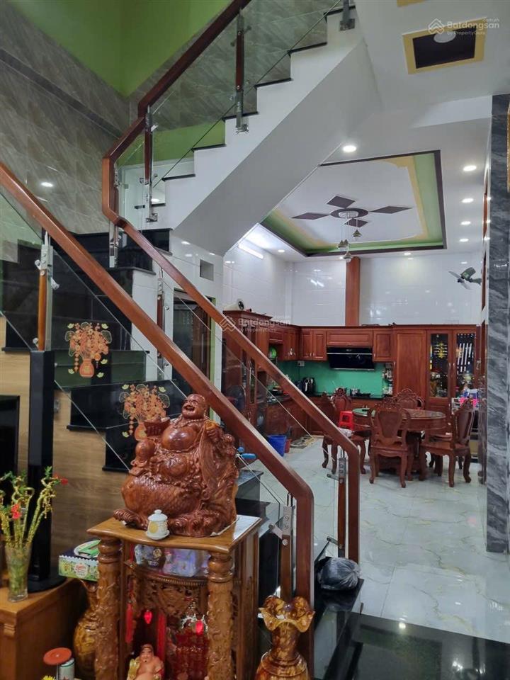 Nhà 1/ trương phước phan. lê văn quới. gần chung cư hoàng kim. hẻm thông dt. 4m x 16m. đúc 3tam