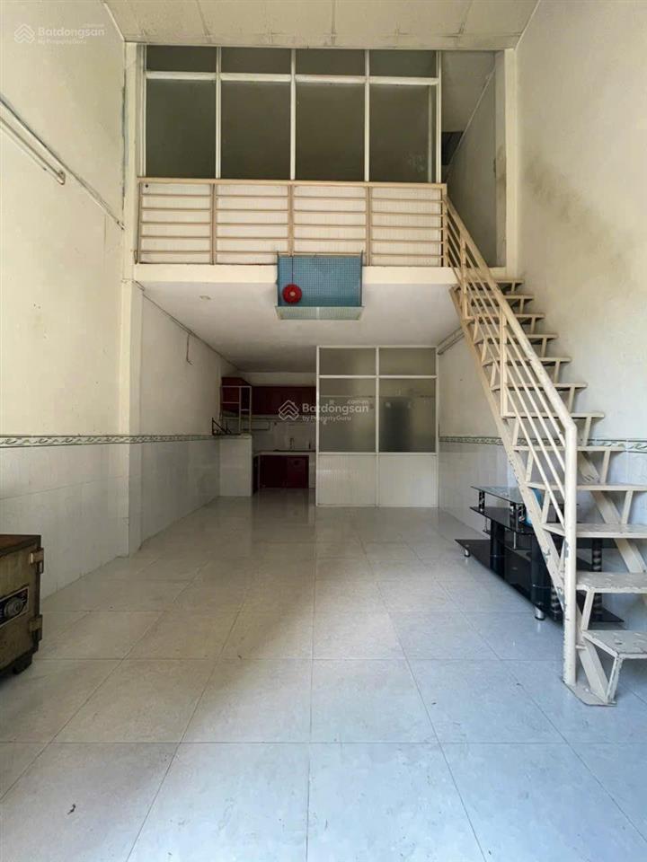 Nhà bán  áp quận ân ú vị trí ngay công viên kênh nước đen, giáp ranh tân phú, t