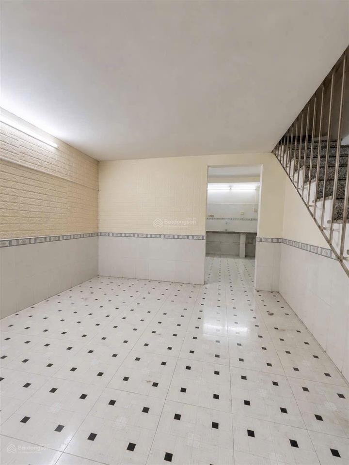 325// lê văn quới. 4x9 1 lầu giá 3 tỷ 950 bớt nhẹ. hẻm 6m chính chủ