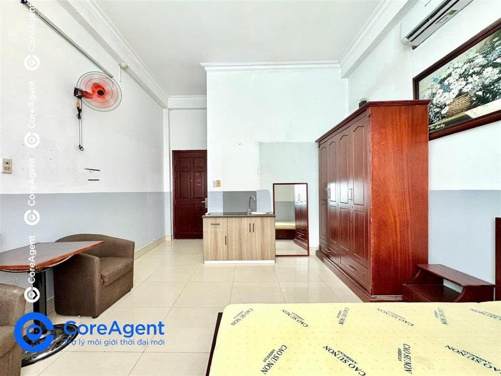 Cặp nhà 1/ đường lý thanh tông hẻm 12m đi tô hiệu vào là 1/. dt 8m10 x 18,5m. đúc 4 tấm