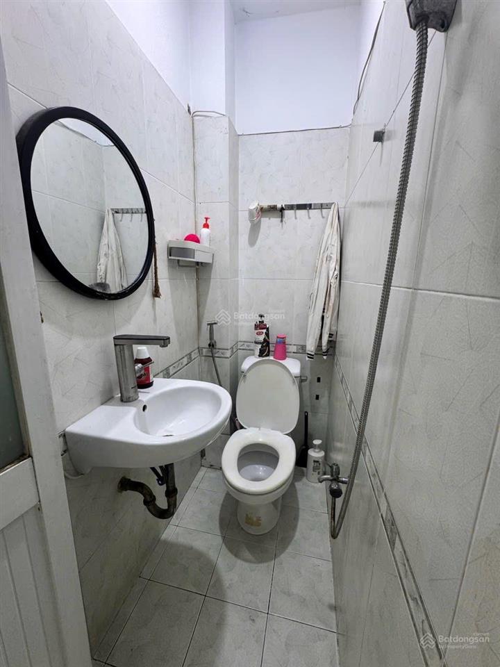 Bán nhà hẻm 1/ gò dầu tân phú dt  3m x 8m. đúc thật btct gồm 1 trệt 2 lầu + sân thượng. 2pn