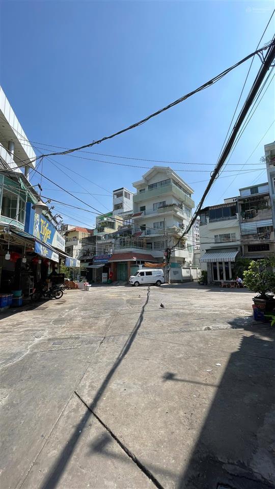 Lê đại hành  quận 11 nhà bán hẻm 1/. lê đại hành cách 50m ra mt đường. ra đường 3/2