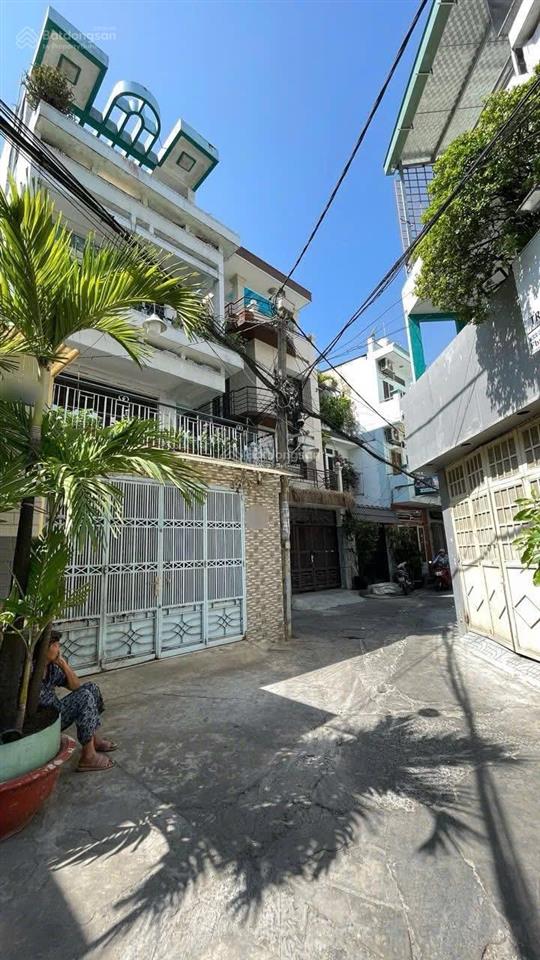 Lê đại hành  quận 11 nhà bán hẻm 1/. lê đại hành cách 50m ra mt đường. ra đường 3/2