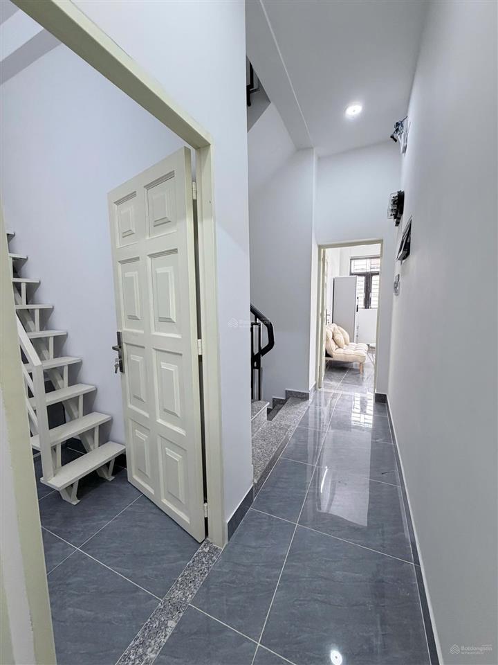 Ngay siêu thị aeon tân phú  chdv thu nhập cao 60tr/tháng giá chỉ 8.9 tỷ gpkd  pccc đầy đủ bán