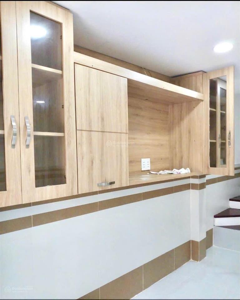 Số nhà quận. đ/c 225//. lê văn quới hẻm 4m dt 4m x8m đúc 1 lầu nhà đẹp hẻm cao tầng đang cho