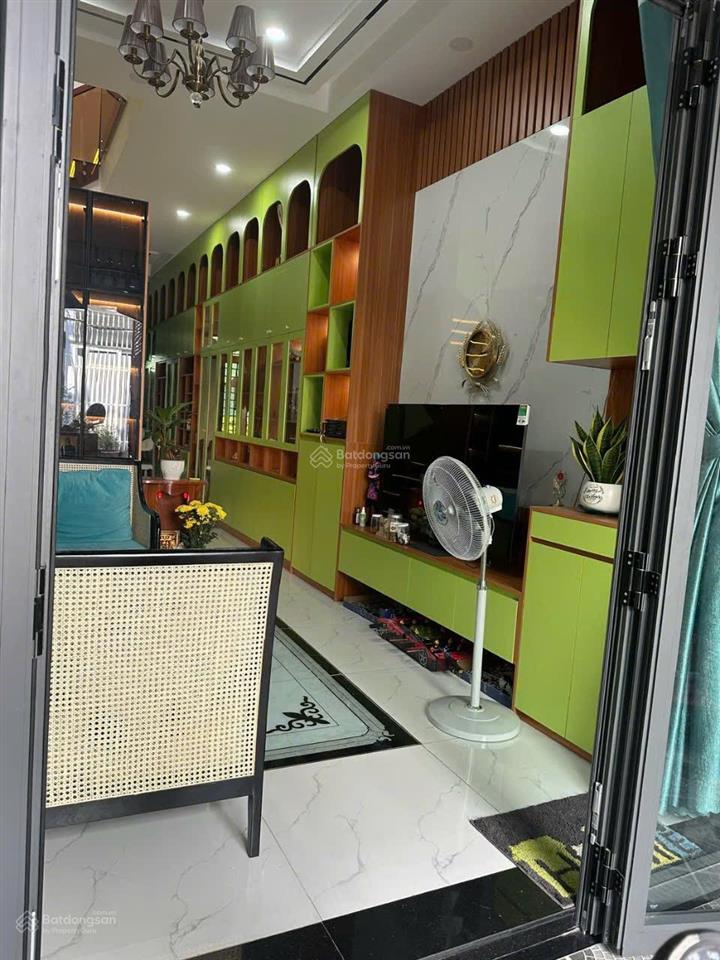 Nhà bán 4mx17m 2 mặt tiền đường nhựa 7m thông nhà 3 tầng. kiến trúc sư thiết kế cực đẹp nội thất ok