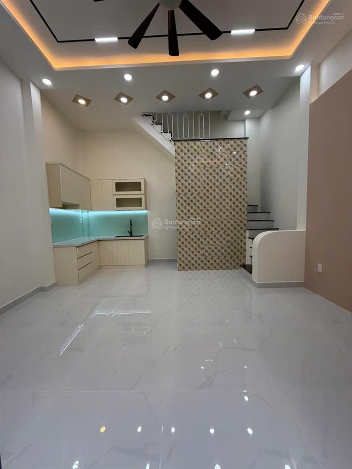 Nhà mới 100% ngang 5m x 6m đúc 1 lầu giá tốt q. tân phú