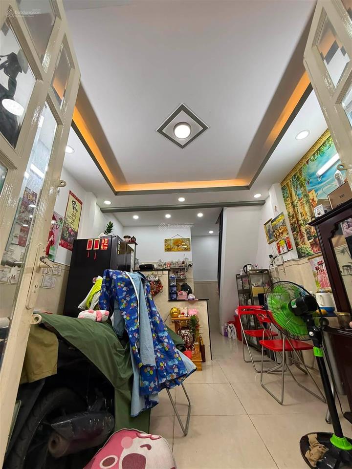 Mặt tiền bình tân siêu rẻ sổ hồng riêng
bê tông  diện tích sàn 44m.
địa chỉ mặt tiền đường số 3