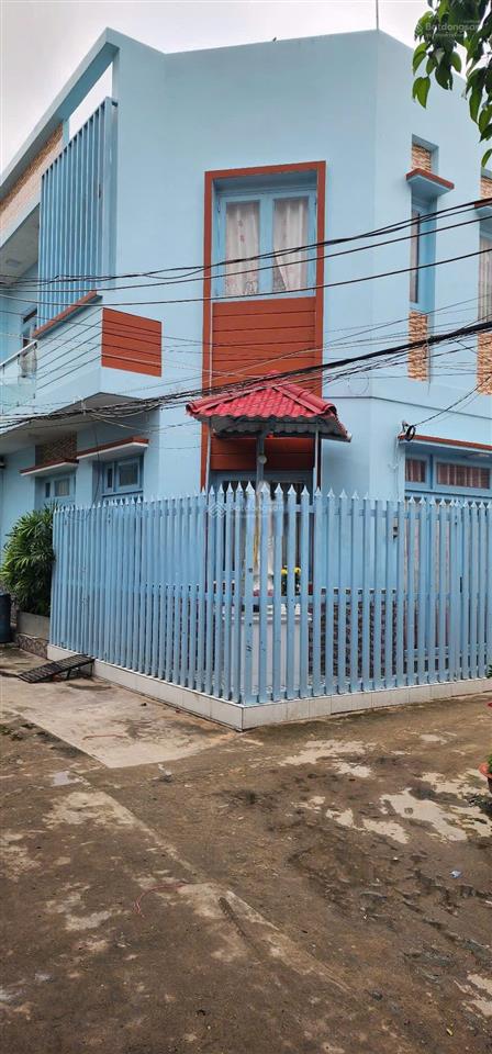 Nhà ngang 7m x 11m, đúc 1 lầu, nhà góc 2 mặt tiền hẻm xe hơi tới cửa giáp q6