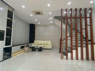 38.5m2. lô góc 2 thoáng  oto cách 20m. trương định