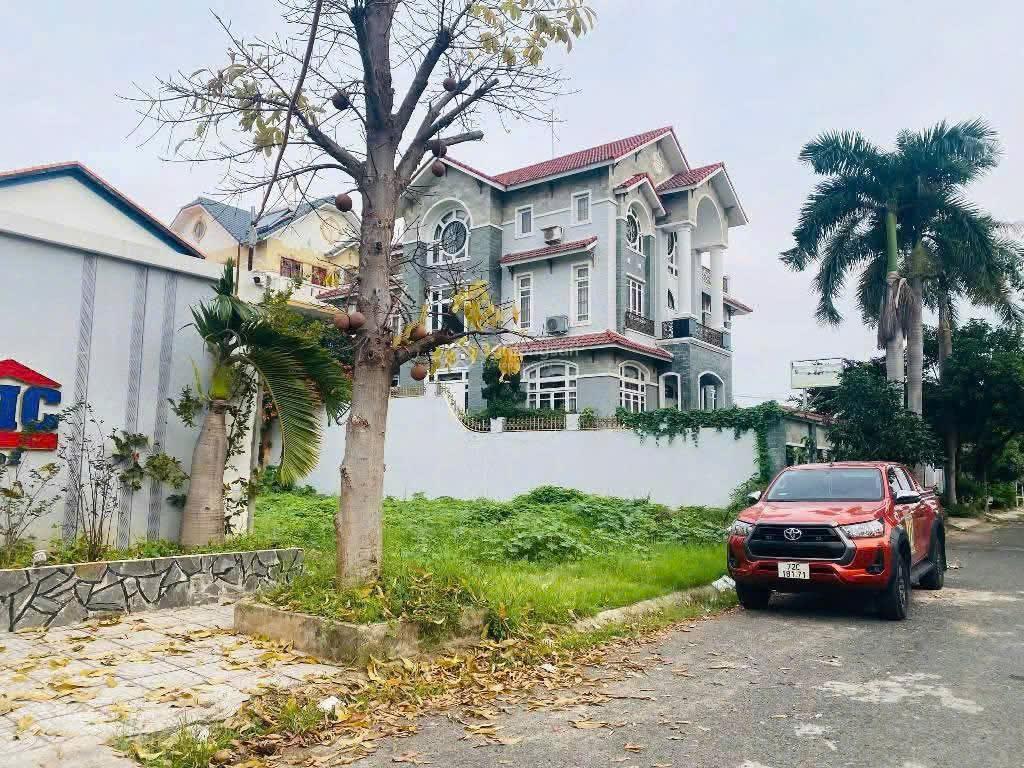 Lô đất giá đầu tư, bán đất biệt thự kđt chí linh chỉ 25 tỷ, mua ngay
