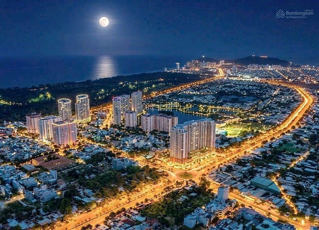 (lô góc) ngang 18m, hướng đông nam chỉ 9,2 tỷ, xem ngay. có giá đầu tư cho khách mua nhanh.