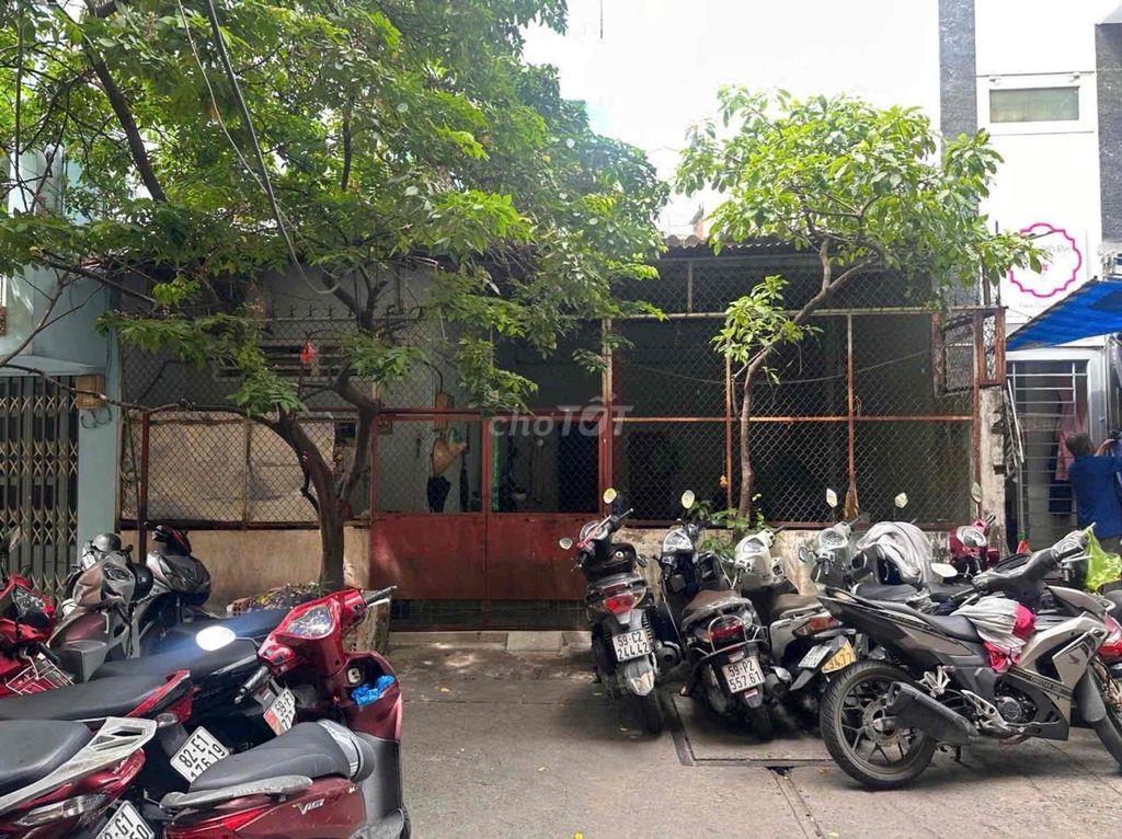 Nhà cấp 4 - HXH - Ngang 8m - Tiện xây mới khai thác kinh doanh