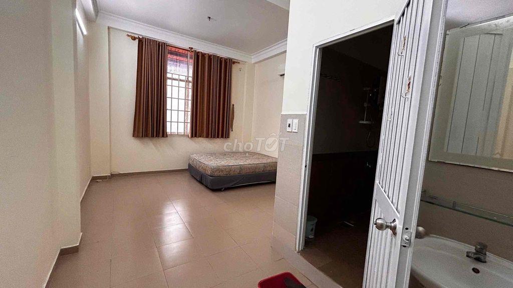 Cho thuê nhà hẻm xe hơi Trương Quốc Dung - 4 x 10m - 3 phòng ngủ