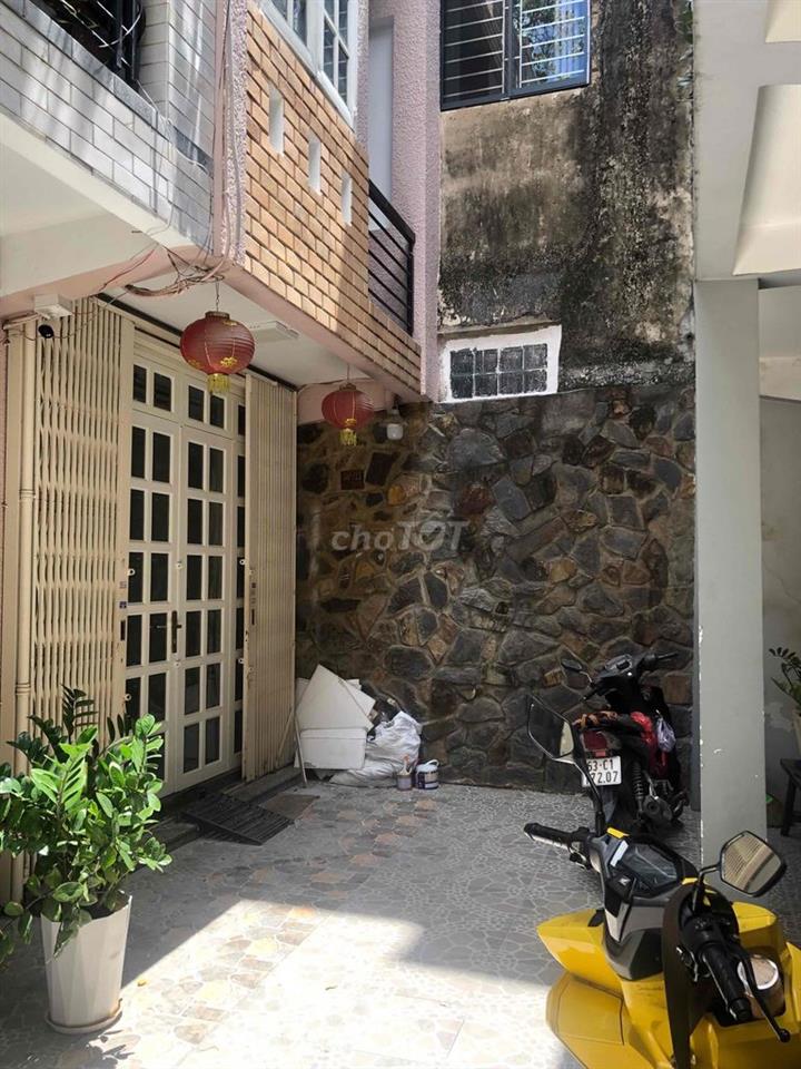 Cho thuê nhà Đ. Đỗ Tấn Phong - 3.3 x 12.5m - 3 phòng ngủ