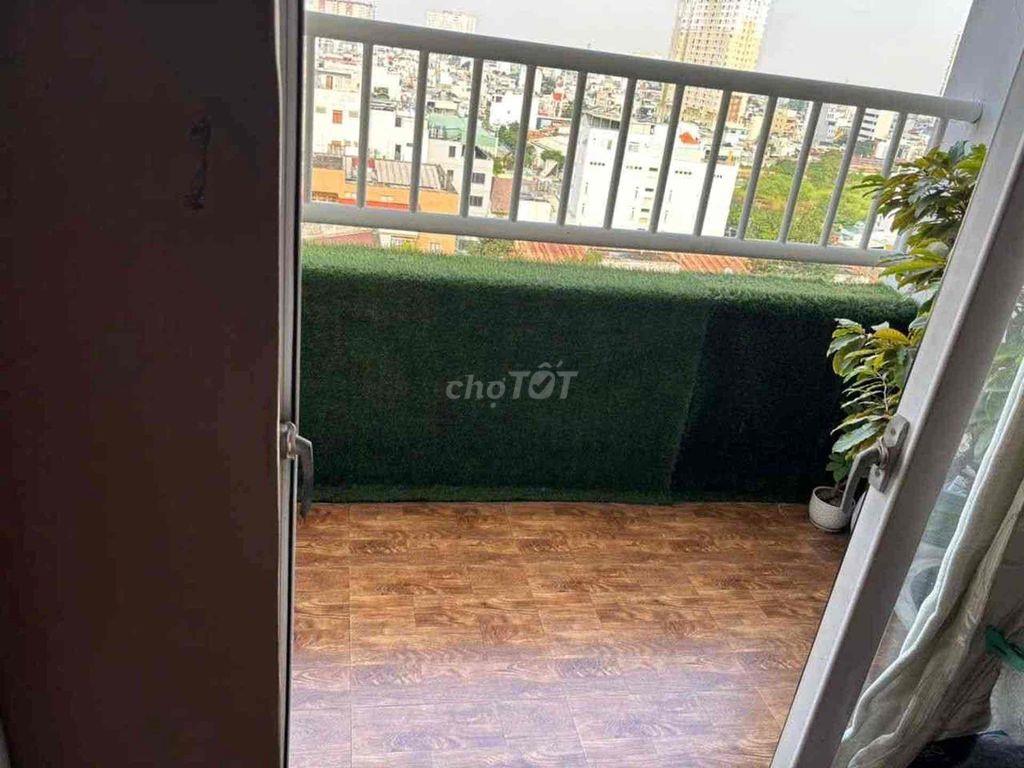 Căn hộ tầng 11 - Có thang máy - Chung cư Bàu Cát 2 - 2 phòng ngủ