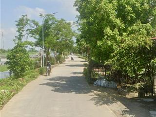 Giao bán mảnh đất mặt tiền 25m view sông giá chỉ 3xtr/m2