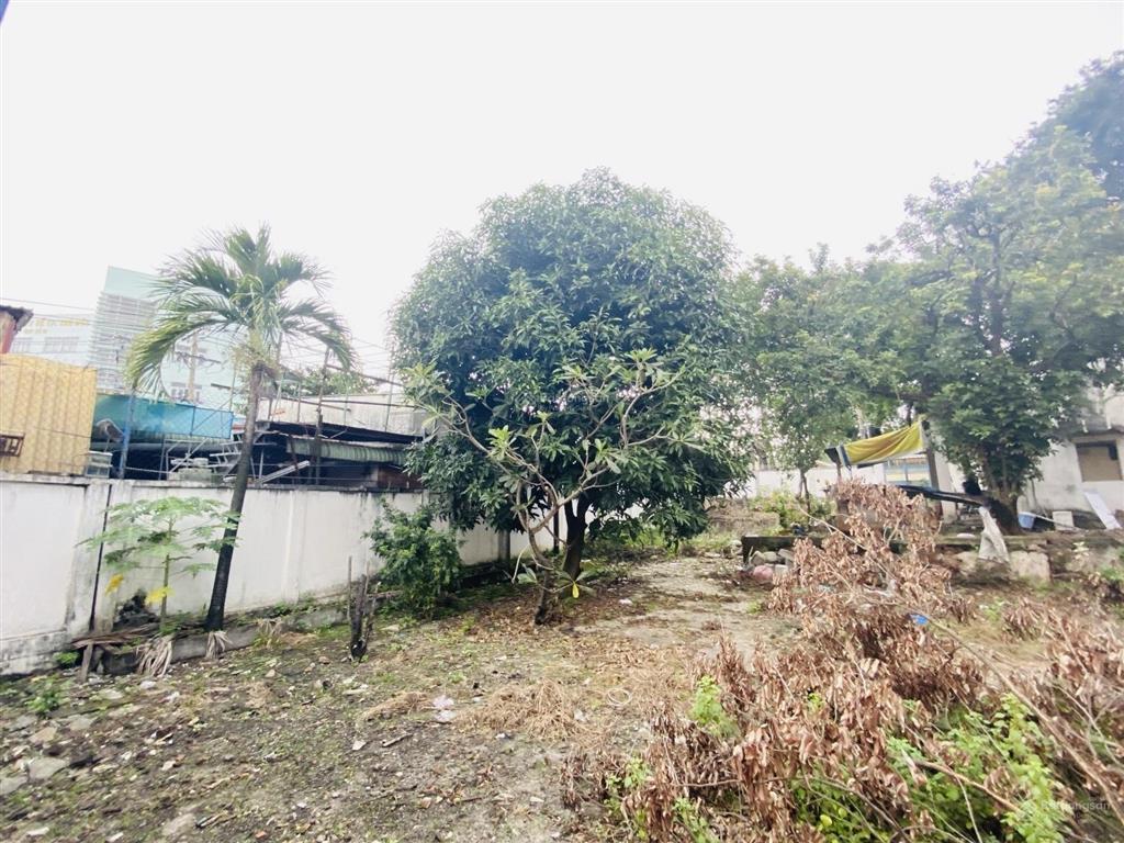 Bán gấp lô đất lớn ngay chợ thủ đức 1165m2  hẻm xe hơi  vài bước ra mặt tiền  full thổ cư