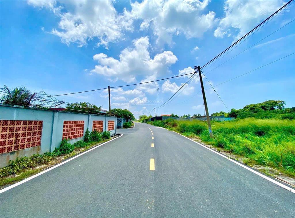 Đất đẹp trung tâm lộc an  ngang 9m nở hậu  giá 2ty700