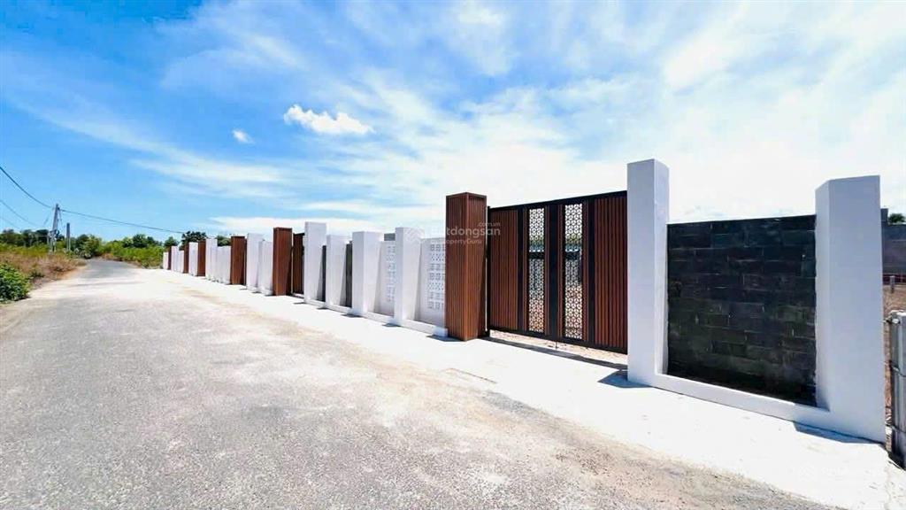 Hàng đẹp long mỹ  phước hải ngang 8m siêu hiếm giá đúng 1 tỷ 500