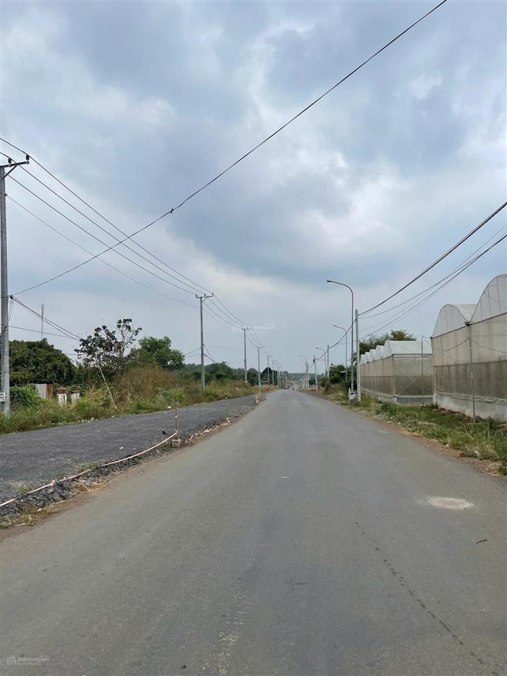 Bán gấp lô đất ngang 6m, mặt tiền đường 32m, gần khu du lịch sinh thái, kcn đất đỏ giá chỉ 500tr