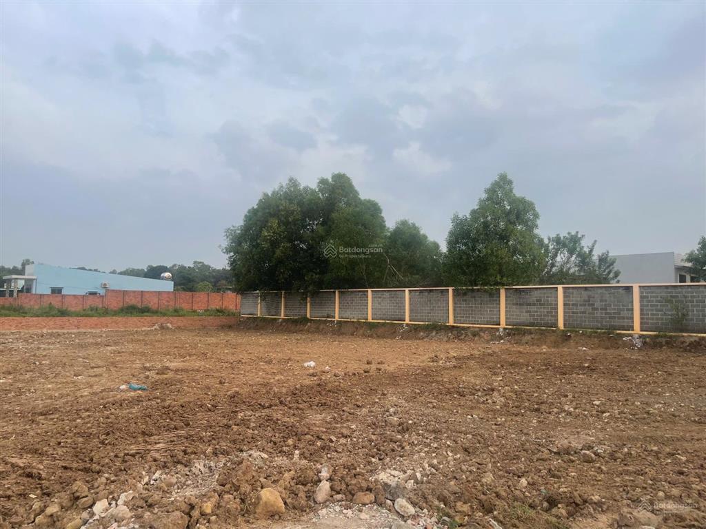 Đất trung tâm phước hải đường nhựa 10m chỉ cách biển 2km! giá 1ty180