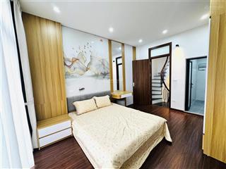 Cực hiếm! nhỉnh 7 tỷ sở hữu ngay nhà mặt ngõ thông, cạnh ôtô tránh, full nội thất phố lac long quân