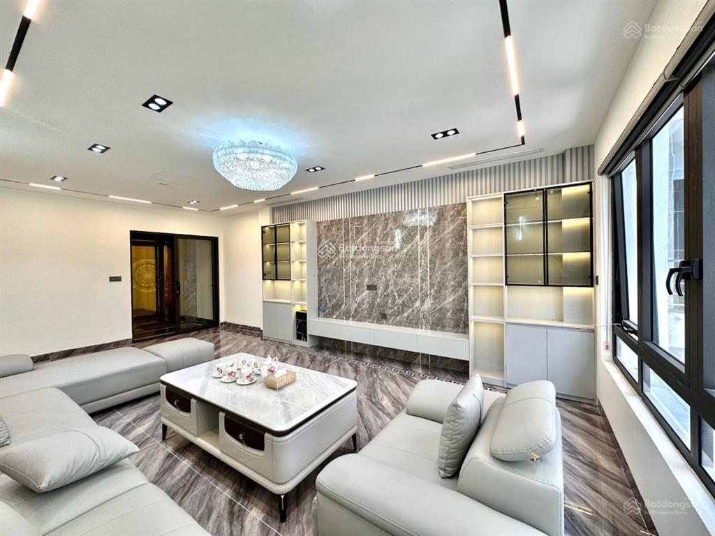 Cực hiếm! 11t hơn nhà mới 43m2x7t thang máy, ôtô, ngõ thông, phố lạc long quân, phú thượng, tây hồ