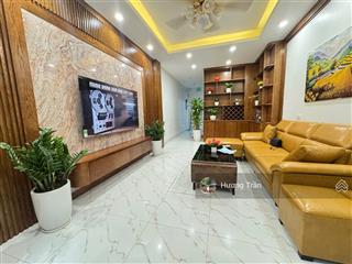 Hiếm! phân khúc 8 tỷ, 35m2x6t thang máy, vài bước ra ôtô, bãi xe sát nhà phố phạm văn đồng, cổ nhuế